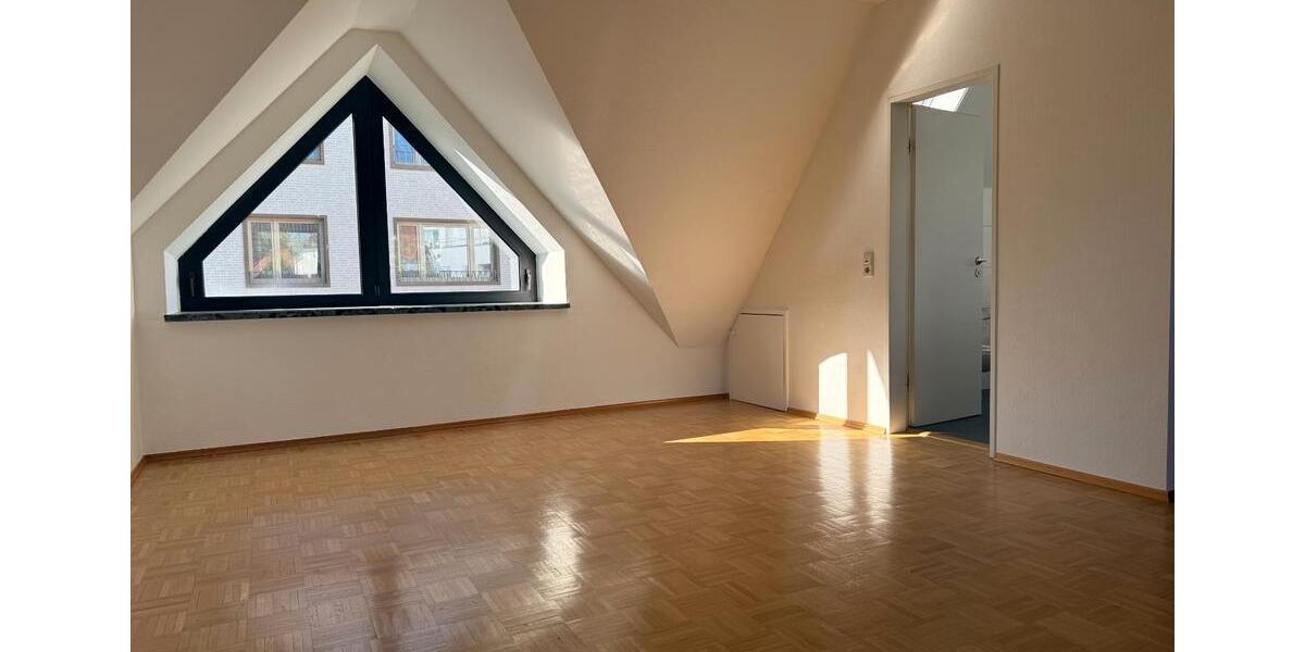 Maisonettenwohnung Köln Rodenkirchen - 3 Zimmer, 102 m&sup2;, 1.375&euro; | Angebot:26367887