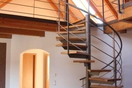 Helle Maisonette mit offener Galerie 3 zimmer