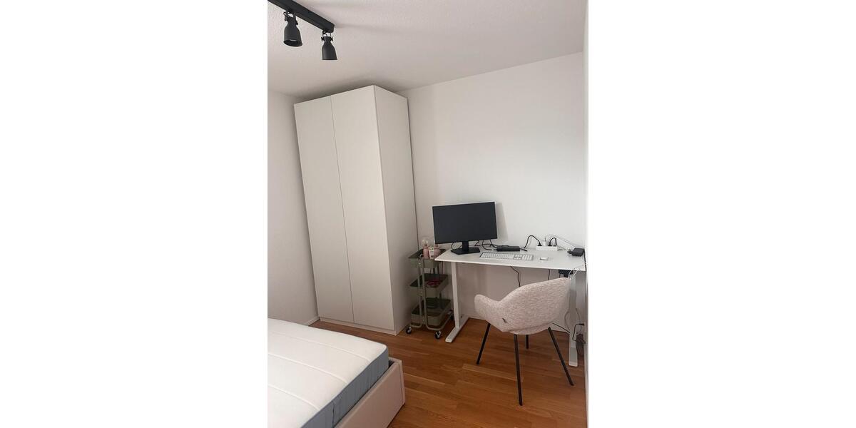 Maisonettenwohnung Frankfurt am Main Kalbach - 4 Zimmer, 107 m&sup2;, 1.300&euro; | Angebot:26577817