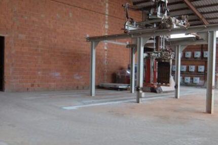 VH3378H1d Hallen-, Büro- und Freifläche bei Siegenburg zimmer