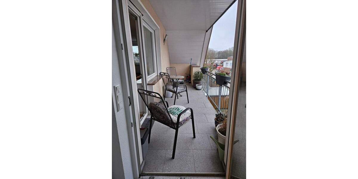 Etagenwohnung Oldenburg Kreyenbrück - 4 Zimmer, 130 m&sup2;, 1.200&euro; | Angebot:26740342