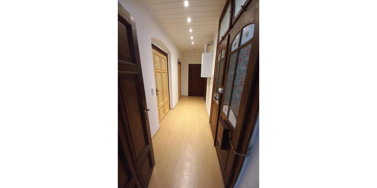 Etagenwohnung Altenburg - 3 Zimmer, 88 m&sup2;, 525&euro; | Angebot:25120870