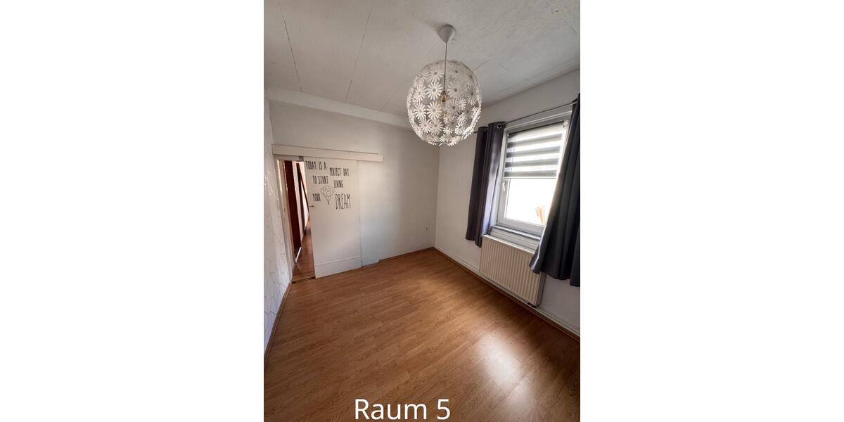 Etagenwohnung Weidhausen bei Coburg - 5 Zimmer, 92 m&sup2;, 600&euro; | Angebot:26705036