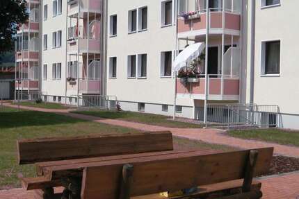 Wohnung zum Mieten in Am Ohmberg OT Bischofferode 293 € 60 m² 3 zimmer