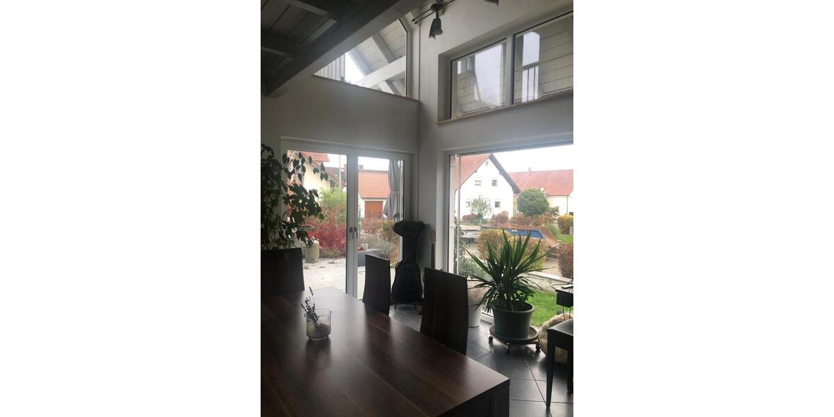 Wohnen auf Zeit Buch - 6 Zimmer, 25 m&sup2;, 500&euro; | Angebot:25986146