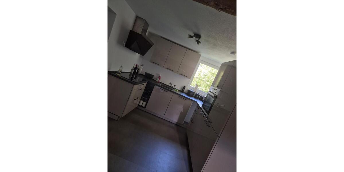 Maisonettenwohnung Neuss Holzheim - 2.5 Zimmer, 100 m&sup2;, 1.000&euro; | Angebot:25057464