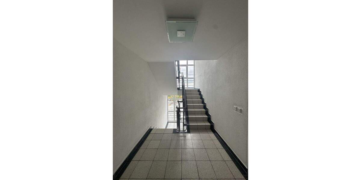 Etagenwohnung Kabelsketal Großkugel - 4 Zimmer, 114 m&sup2;, 825&euro; | Angebot:25998345