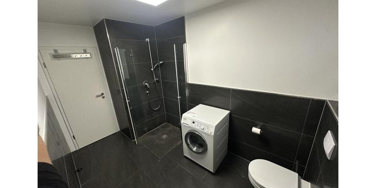 EG Wohnung voll möbliert mit großem Garten in Gütersloh 5 zimmer