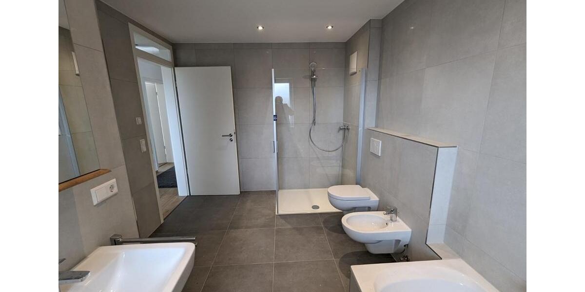 Etagenwohnung Berkheim - 4 Zimmer, 146 m&sup2;, 1.590&euro; | Angebot:25905622