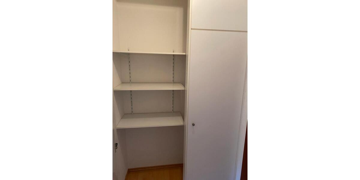 Etagenwohnung Seelze - 1 Zimmer, 24 m&sup2;, 480&euro; | Angebot:26041779