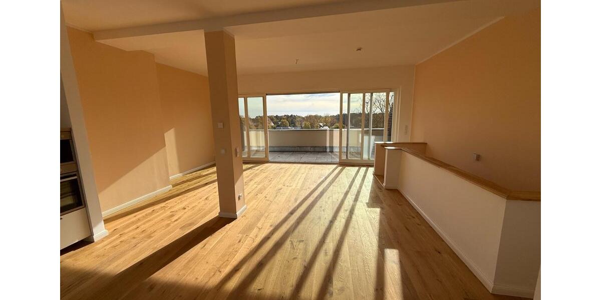 Exklusive 4-Raum-Penthouse-Wohnung im Schloss Siethen 4 zimmer