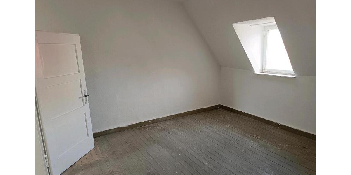 Etagenwohnung Röttenbach - 4 Zimmer, 65 m&sup2;, 400&euro; | Angebot:26121150