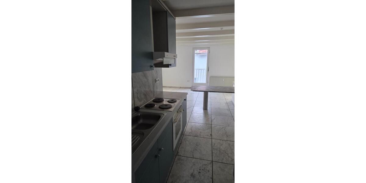 2,5 Raum Wohnung mit Küche saniert 2.5 zimmer