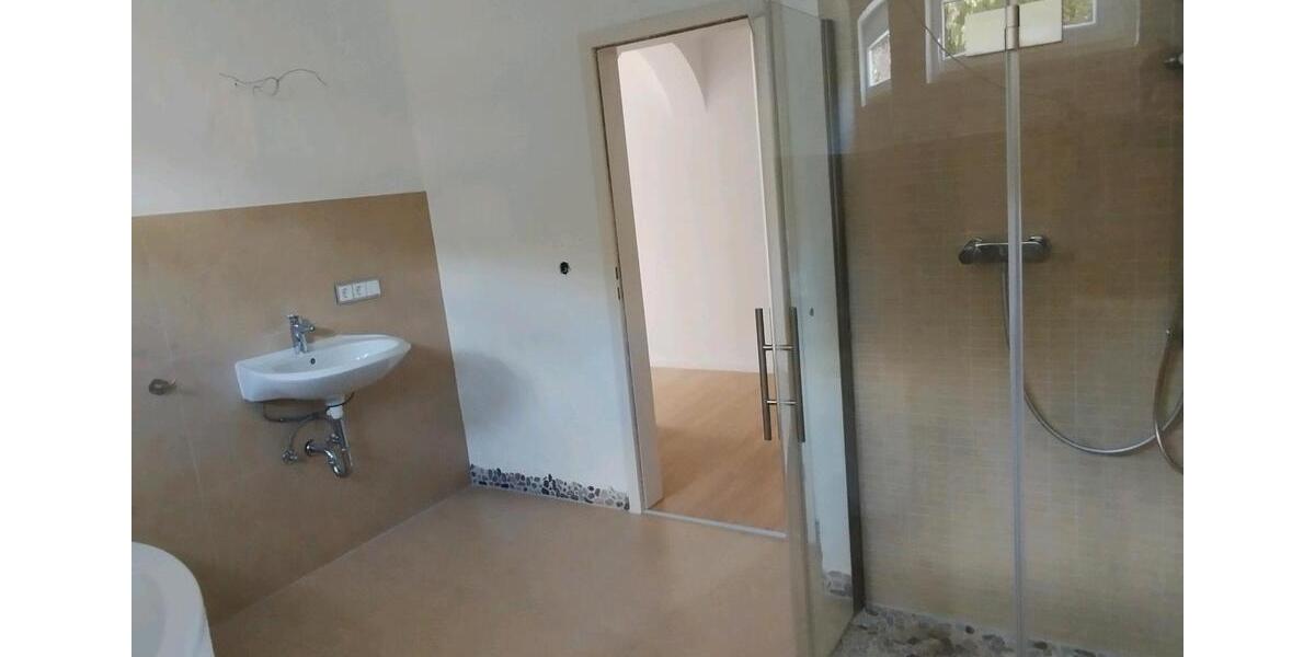 Erdgeschoßwohnung Ebnath - 3.5 Zimmer, 102 m&sup2;, 800&euro; | Angebot:26580899