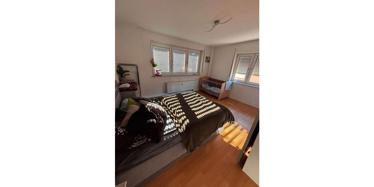 Erdgeschoßwohnung Albstadt - 3 Zimmer, 78 m&sup2;, 800&euro; | Angebot:26049587