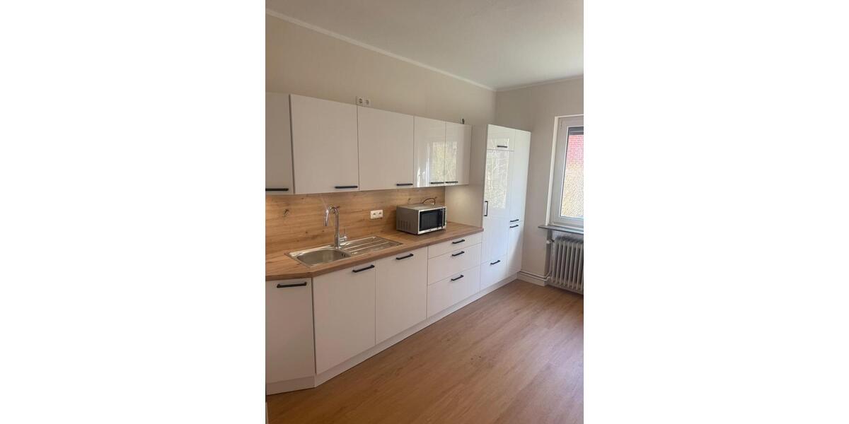 Wohnen auf Zeit Heidenau - 8 Zimmer, 200 m&sup2;, 30&euro; | Angebot:25356094