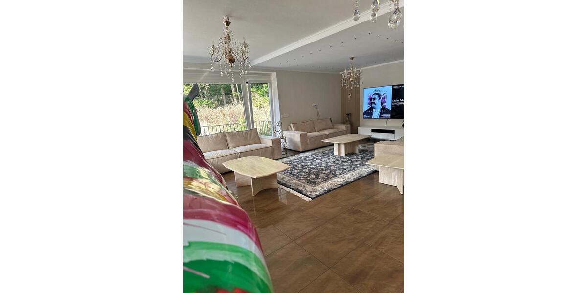 Einfamilienhaus Seevetal - 5 Zimmer, 350 m&sup2;, 2.500&euro; | Angebot:25876035