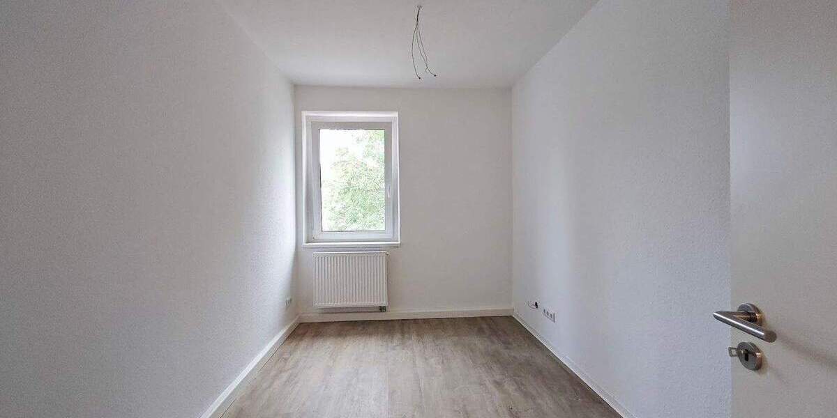 Etagenwohnung Merseburg - 3 Zimmer, 71 m&sup2;, 477&euro; | Angebot:24825470