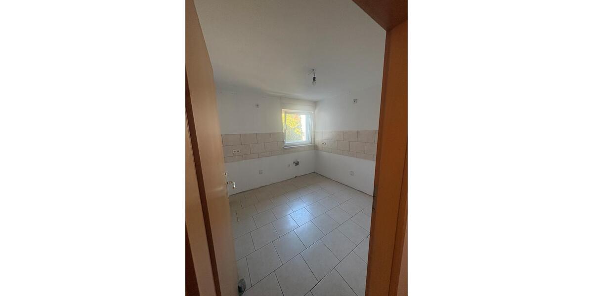 Etagenwohnung Neuhausen auf den Fildern - 4.5 Zimmer, 125 m&sup2;, 1.600&euro; | Angebot:26429234