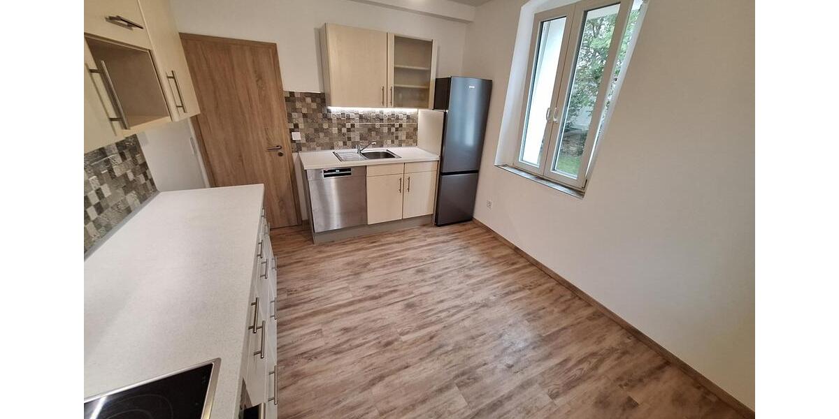 Etagenwohnung Burgstädt - 2.5 Zimmer, 55 m&sup2;, 550&euro; | Angebot:26648962