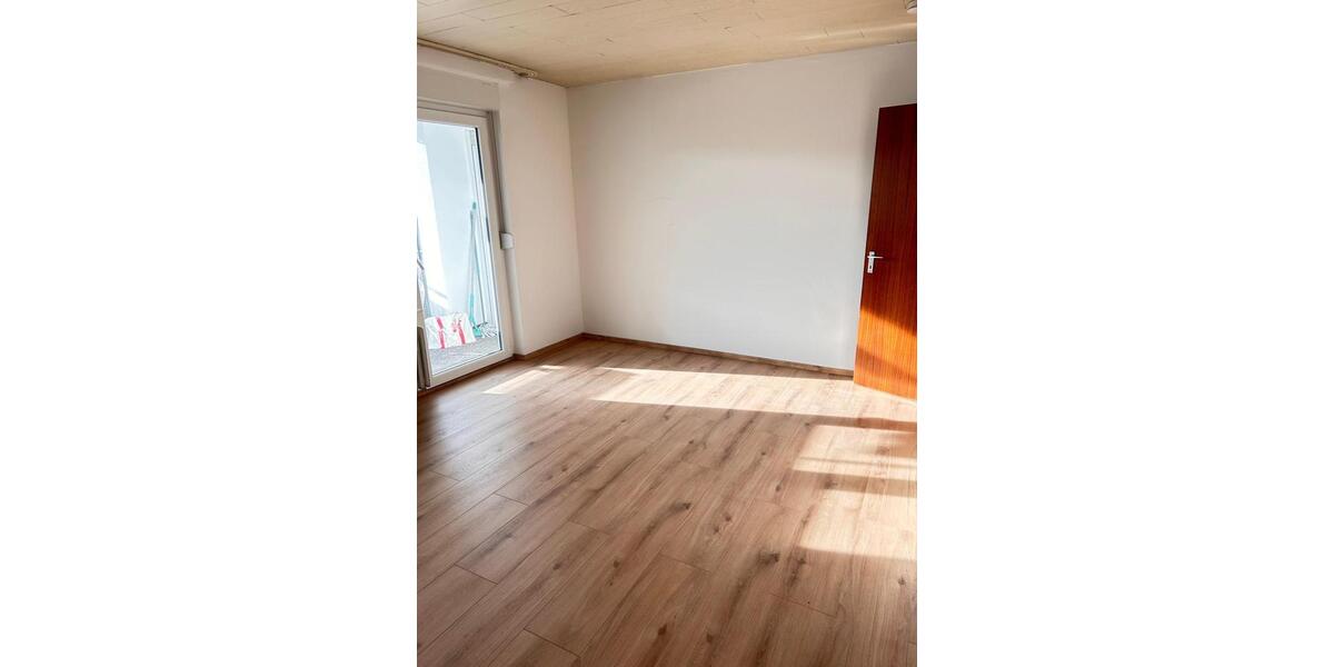 Erdgeschoßwohnung Heimsheim - 3 Zimmer, 99 m&sup2;, 1.250&euro; | Angebot:24550363