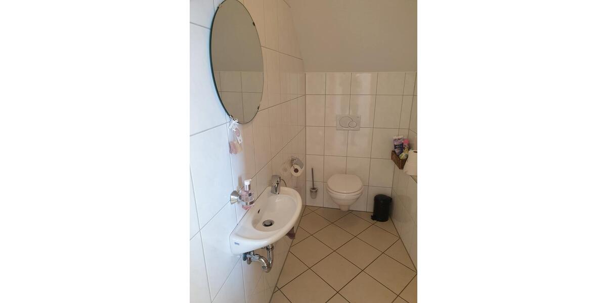 Dachgeschoßwohnung Gangelt - 2 Zimmer, 105 m&sup2;, 825&euro; | Angebot:26381615