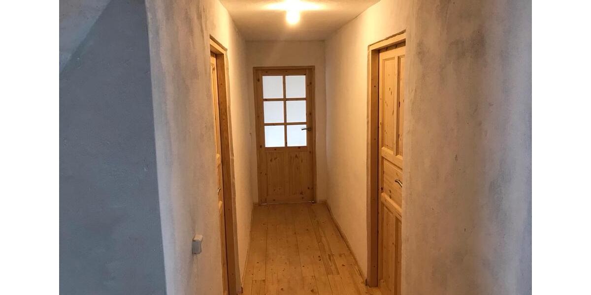 Wohnen auf Zeit Meißen - 7 Zimmer, 220 m&sup2;, 400&euro; | Angebot:26623442