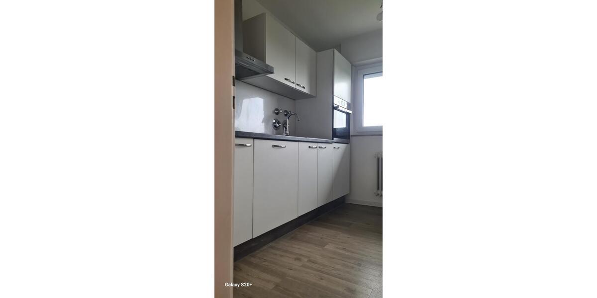 Frisch renovierte 4-Zimmer-Wohnung in Bietigheim-Bissingen 4 zimmer