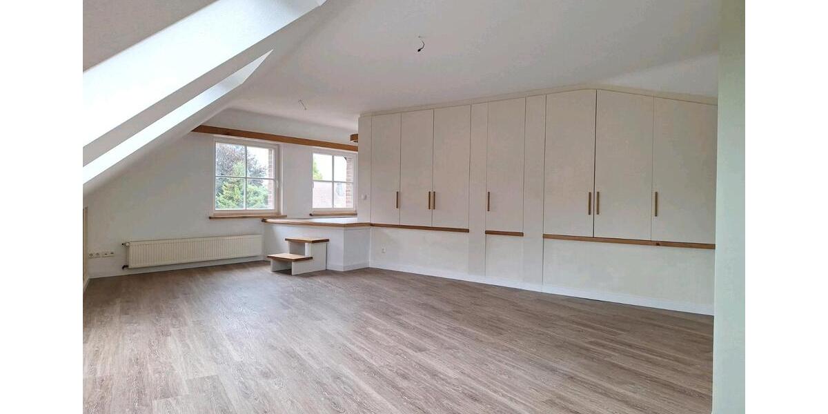 Dachgeschoßwohnung Nettetal - 1 Zimmer, 72 m&sup2;, 830&euro; | Angebot:25180569