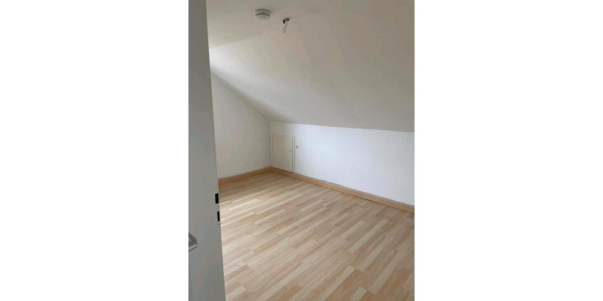 Dachgeschoßwohnung Schramberg - 400&euro; | Angebot:26579019
