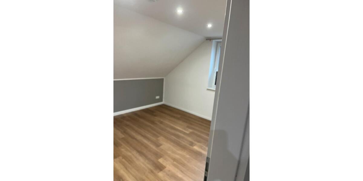 Etagenwohnung Risum-Lindholm Lindholm - 6 Zimmer, 115 m&sup2;, 1.150&euro; | Angebot:25962036