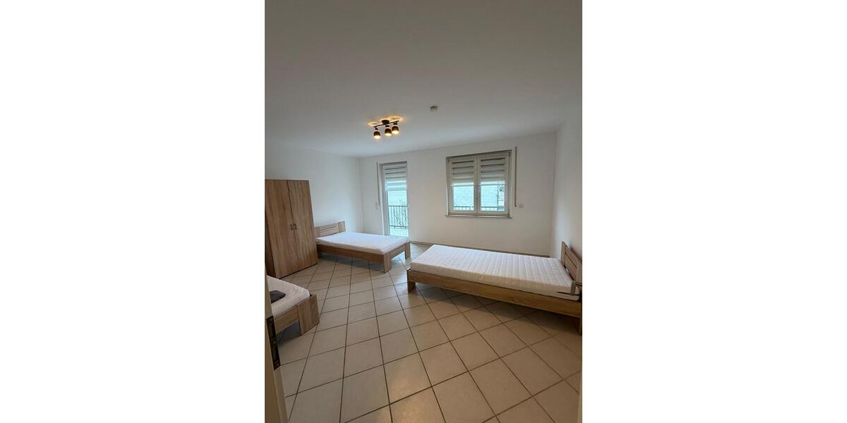 Wohnen auf Zeit Bischofsheim - 3.5 Zimmer, 130 m&sup2;, 22&euro; | Angebot:25157438