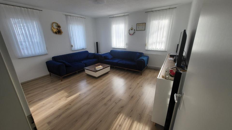 3 Zimmer WHG mit EBK, Balkon & Garten 3 zimmer