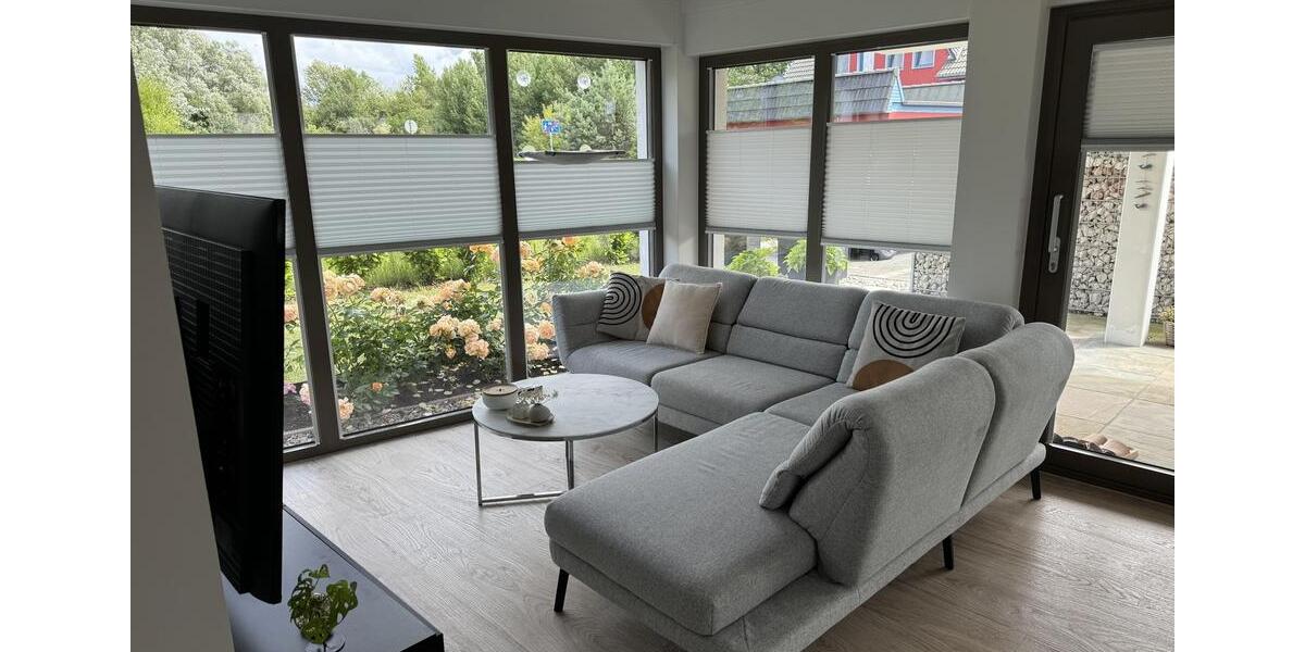 Erdgeschoßwohnung Rostock Hohe Düne - 3 Zimmer, 100 m&sup2;, 1.500&euro; | Angebot:25053839