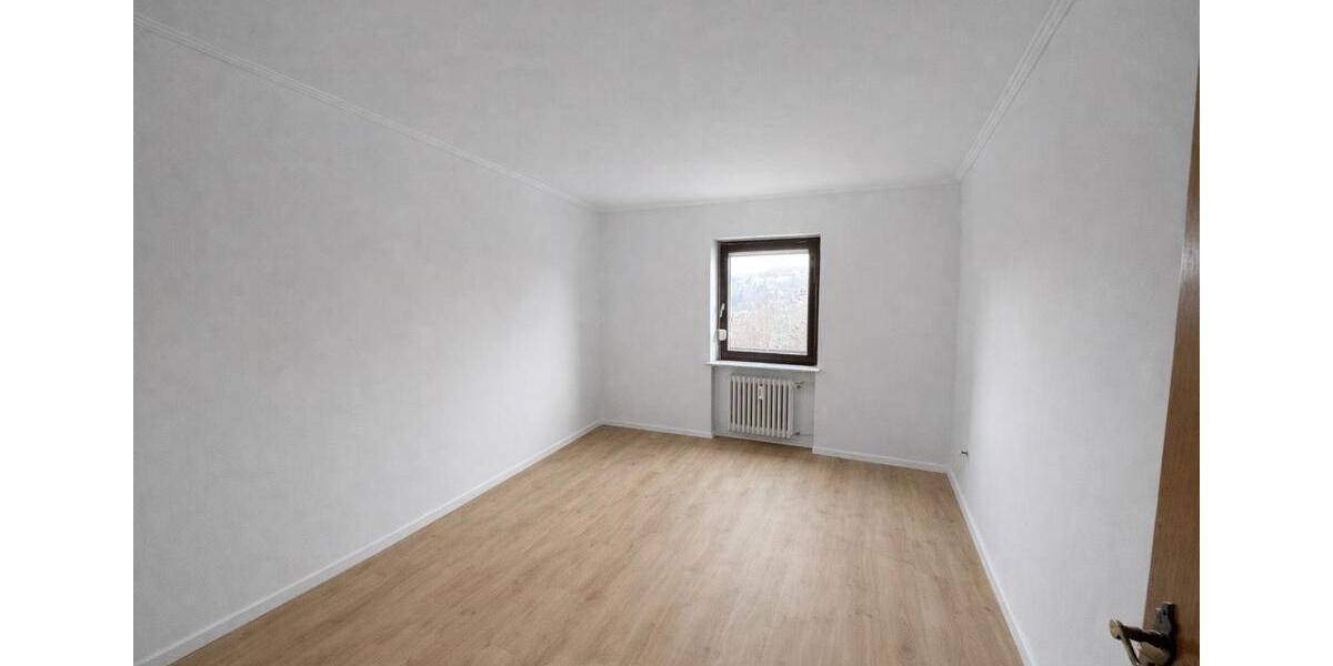 Etagenwohnung Eppelborn - 3 Zimmer, 95 m&sup2;, 750&euro; | Angebot:24658326