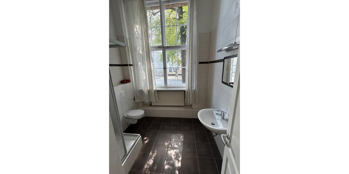 Wohnen auf Zeit Dresden Blasewitz - 10 Zimmer, 1 m&sup2;, 450&euro; | Angebot:26450137