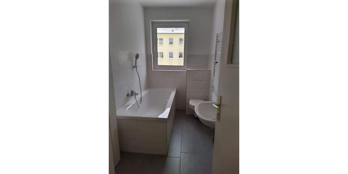 Etagenwohnung Plattenburg Glöwen - 2 Zimmer, 49 m&sup2;, 295&euro; | Angebot:25667457