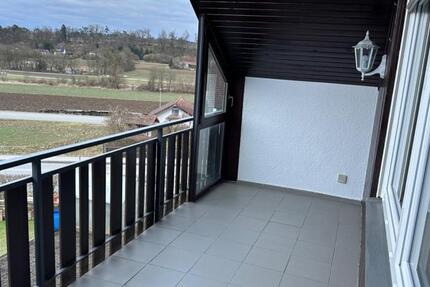 4 Zimmer DG-Wohnung zu vermieten 4 zimmer