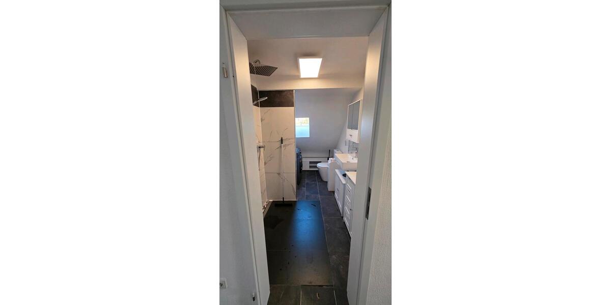 Dachgeschoßwohnung Siegen Kaan-Marienborn - 2 Zimmer, 76 m&sup2;, 900&euro; | Angebot:26464204