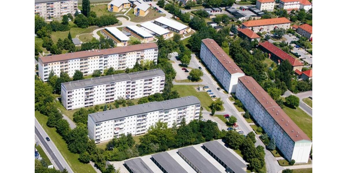 Etagenwohnung Löbau - 4 Zimmer, 70 m&sup2;, 398&euro; | Angebot:23298246