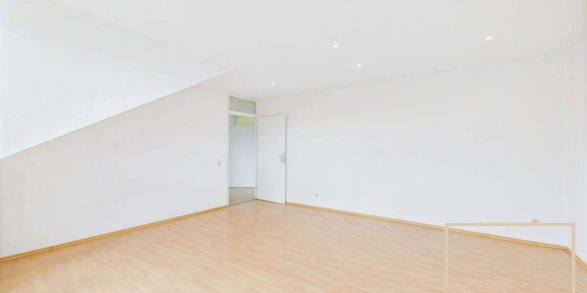 Etagenwohnung Gusterath - 4 Zimmer, 100 m&sup2;, 850&euro; | Angebot:24857680