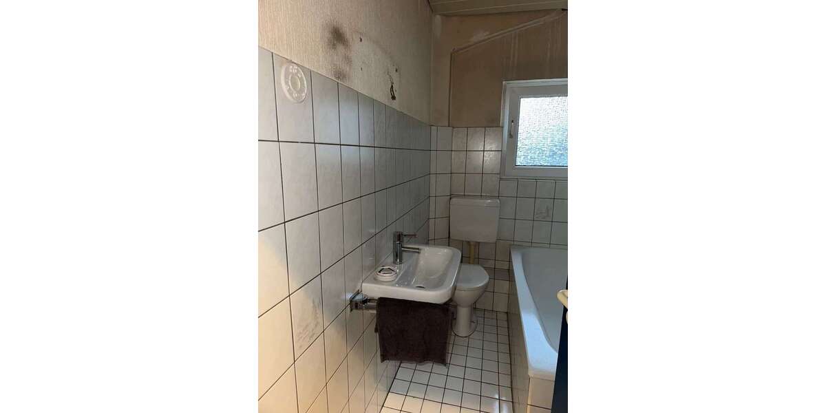 Handwerker aufgepasst: 3-Zimmer-Wohnung mit Gestaltungsspielraum in Castrop-Rauxel 3 zimmer