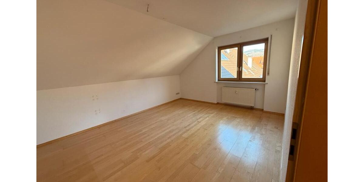 Einfamilienhaus Kandern - 5 Zimmer, 150 m&sup2;, 1.950&euro; | Angebot:25856128