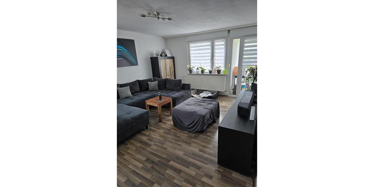 Etagenwohnung Kirchheim am Neckar - 3 Zimmer, 90 m&sup2;, 1.060&euro; | Angebot:26698179