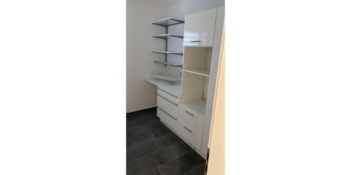 Etagenwohnung Bad Oeynhausen - 3 Zimmer, 153 m&sup2;, 1.889&euro; | Angebot:26483954
