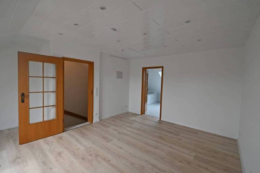 Paradies für Kinder! Frisch renoviertes EFH mit Garten & Garage in Grünlage Velbert
