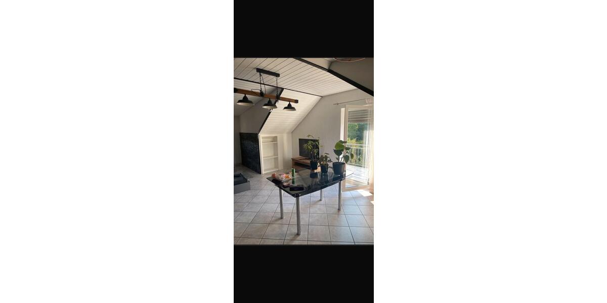 Dachgeschoßwohnung Giengen an der Brenz - 3 Zimmer, 85 m&sup2;, 950&euro; | Angebot:25168998