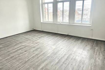 Wohnung Helmstedt - 5 Zimmer, 129 m&sup2;, 1.100&euro; | Angebot:26657697