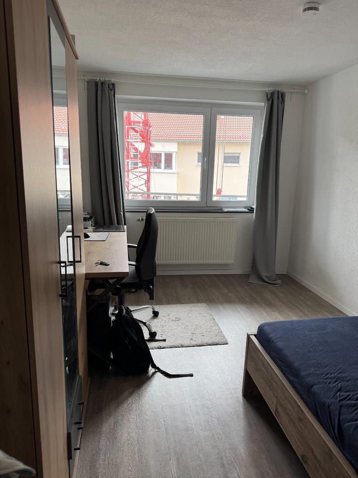 Schönes WG-Zimmer in Stuttgart-Stöckach