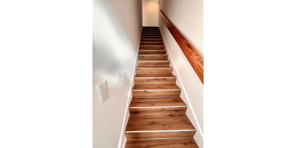 Einfamilienhaus Bielefeld Innenstadt - 9 Zimmer, 230 m&sup2;, 3.550&euro; | Angebot:26155754